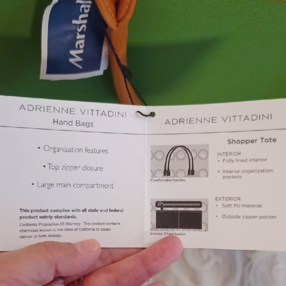 Adrienne Vittadini Green and Tan Tote Bag - Picture 13 of 14